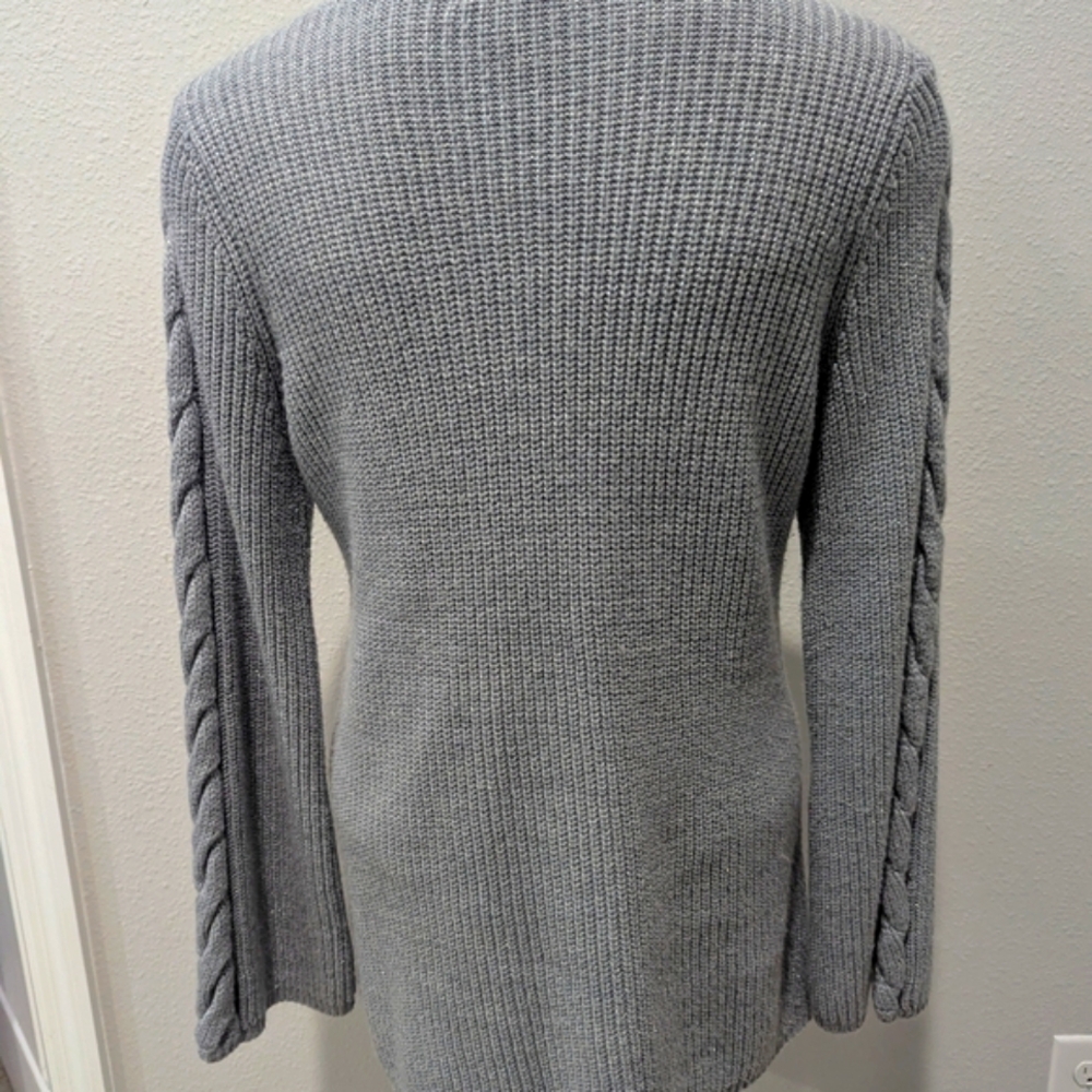 Westport Gray V-Neck Sweater with Cable Knit Design - Picture 5 of 5